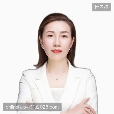 邱芳